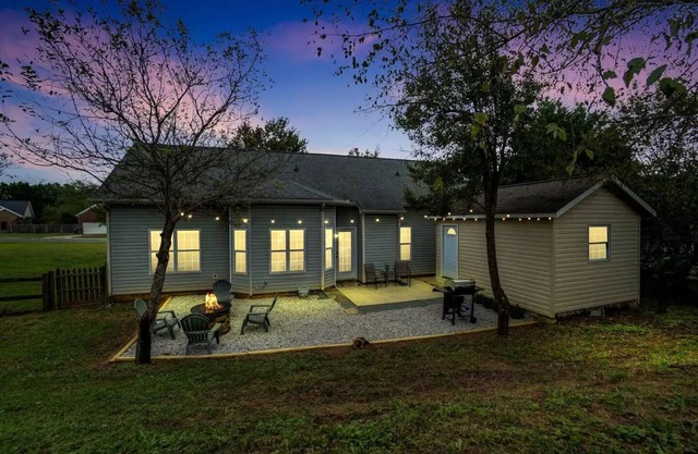 Modern Monroe Home, Close to CLT