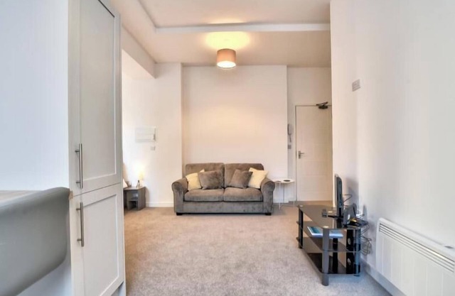 Modern new redeveloped studio Apartment in Clacton