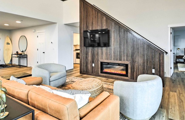 Modern Ocean Shores Getaway with Dock!