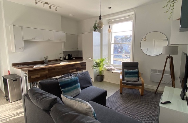 Modern one bedroom apartment