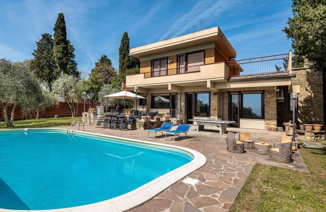 Villa panoramique de luxe avec piscine à Florence - Toscane
