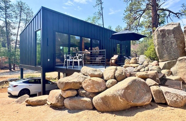 Modern Prescott Cabin – Walk to Trails & Downtown
