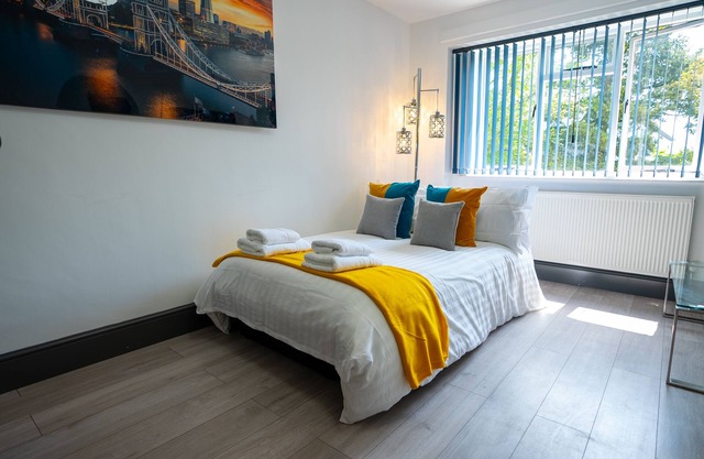 Modern Private Apartment Centrally Located