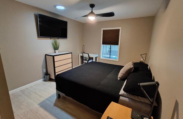 Modern/Retro Condo