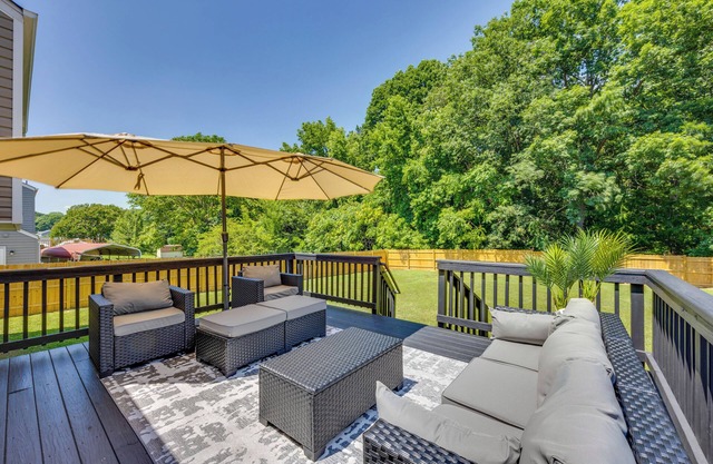 Modern Richmond Home w/ Deck, Close to Downtown!