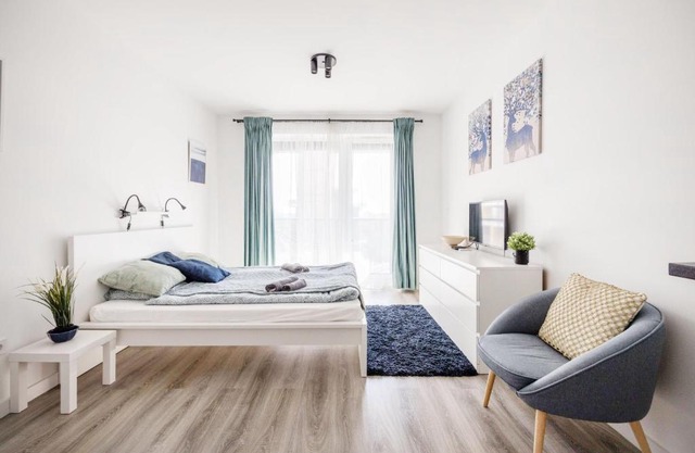 Modern Riverside Studio with Free Parking