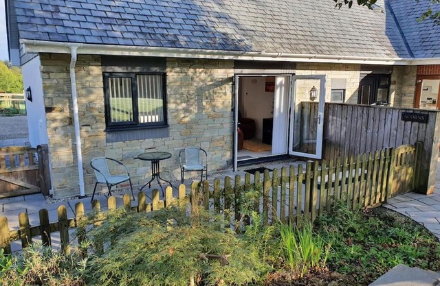 Modern, self-contained annexe in the countryside