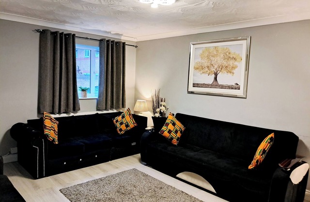 LUXURY ExCEL LONDON HOUSE