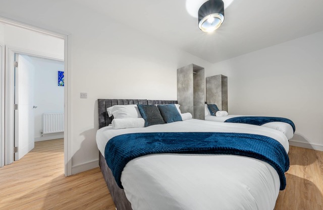 Large-Appartement-Salle de bain privée séparée