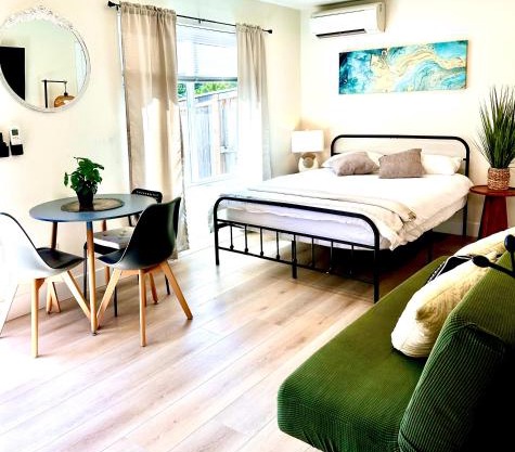 Modern Suit Premium Apartment