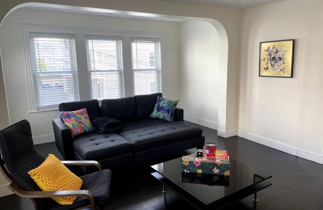 Modern Three Bedroom Condo - Boston