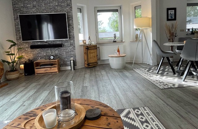 Modern vacation home Leon Wilhelmshaven in a quiet location with south-facing terrace