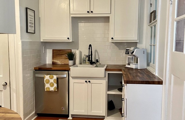 Modern vintage 3BR in heart of Hilton Village . CNU I NN Shipyard I Riverside