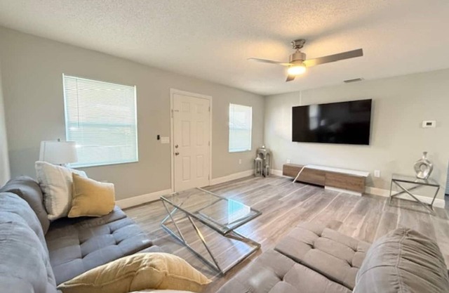Modern Winter Haven Apartment