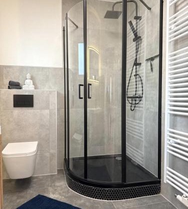 Moderne Monteurwohnung neu saniert