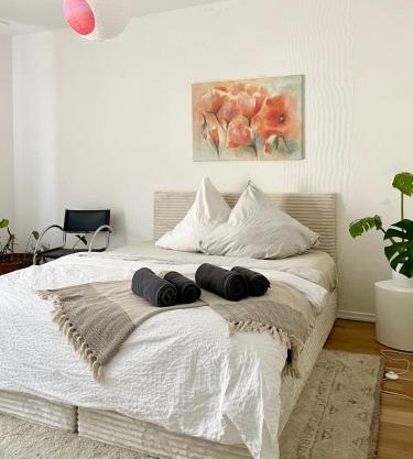 Modernes Designer Loft mit Flair in Hochheim & Tiefgarage