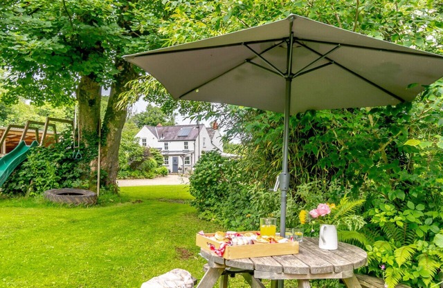 Molleston Back Farmhouse