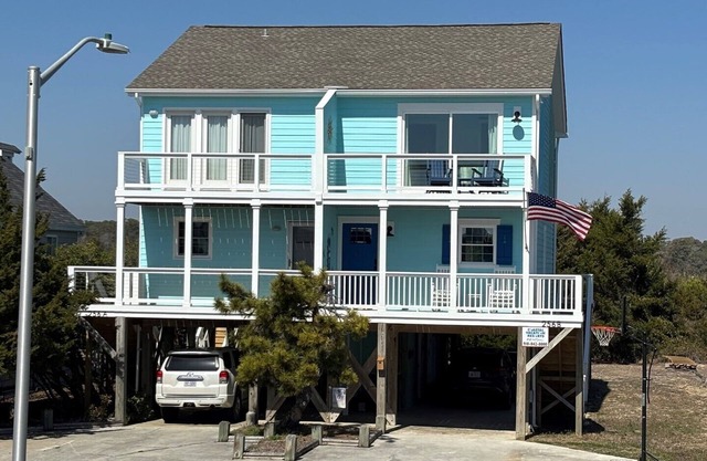 Mom's Gift / 256-B Brunswick Ave West -