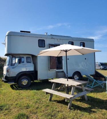 Monroe Horsebox Glamping