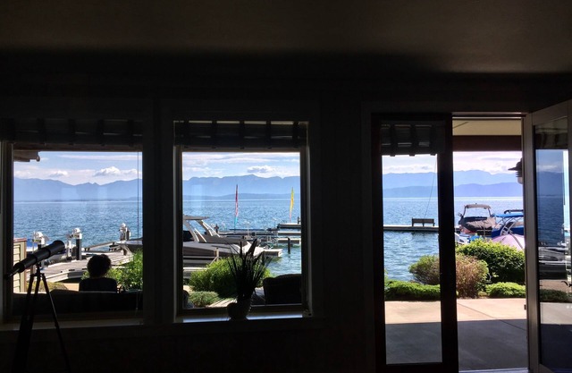 Condo de luxe au bord du lac Montana