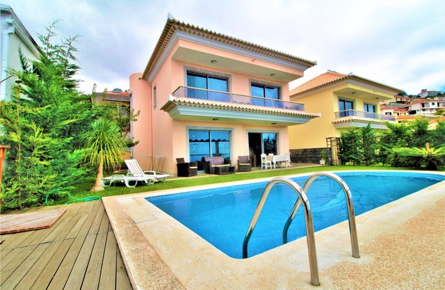 Livramento Villa avec piscine privée à Funchal