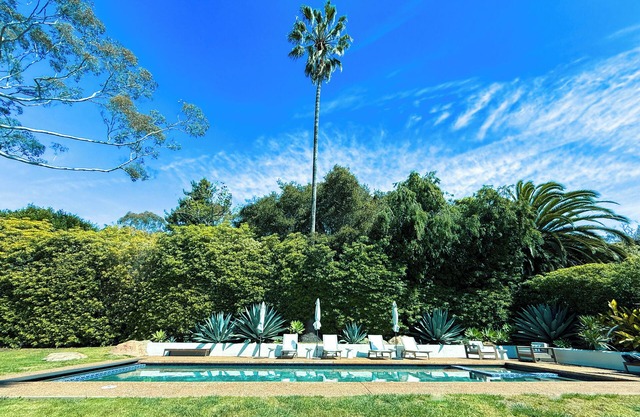 Montecito Estate - Pool & Spa, Walk to Butterfly Beach & CVR