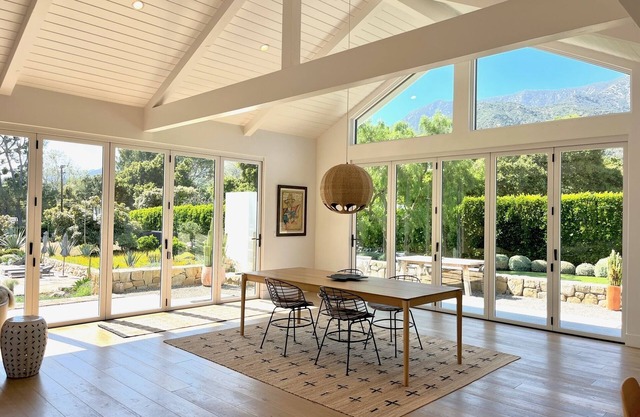 Montecito Modern Ranch House avec piscine et spa, entre les montagnes et la plage