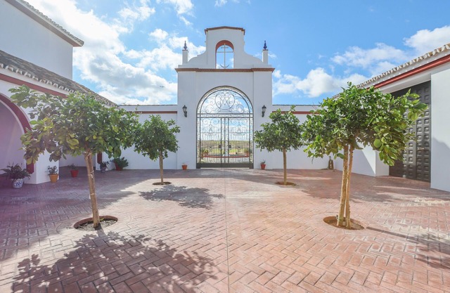 Montecristo 4 - Deux Chambres Villa, Couchages 4
