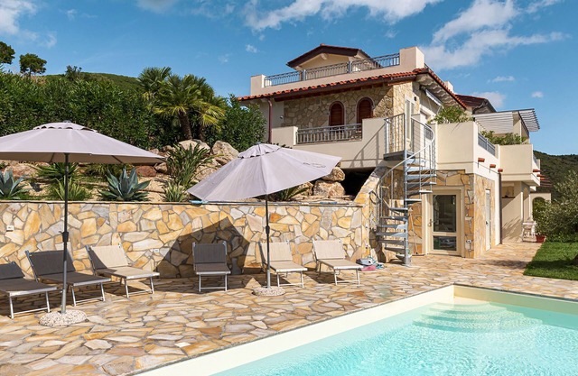 Montecristo - Villa di Sogno by Interhome