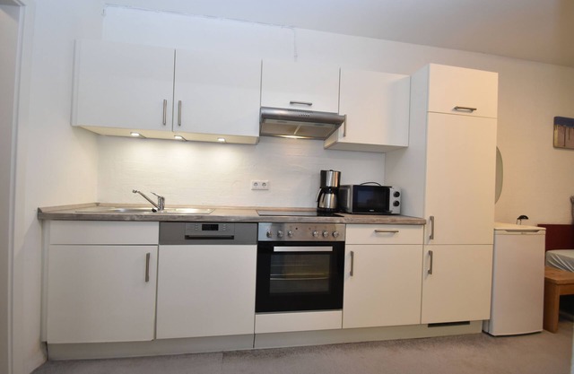 Monteuerwohnung III - Inexpensive apartment with 4 bedrooms