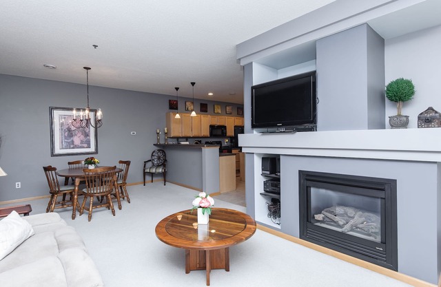 Vivre au mois dans une maison de ville magnifiquement meublée à Rochester