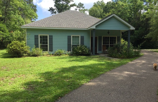 Abita Bungalow, (Maison entière 3 chambres)