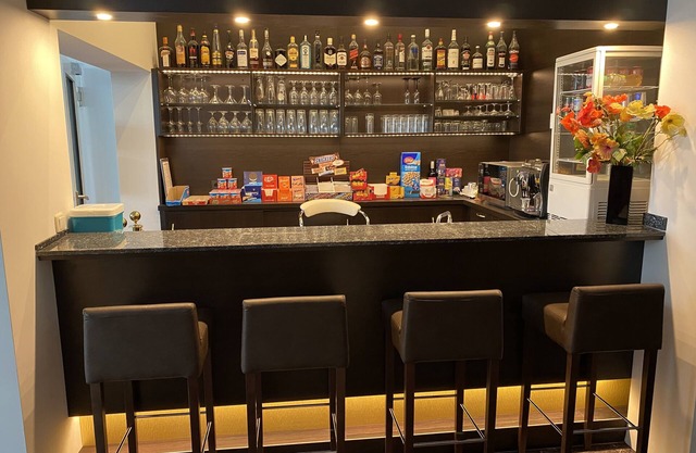 Montree Hotel