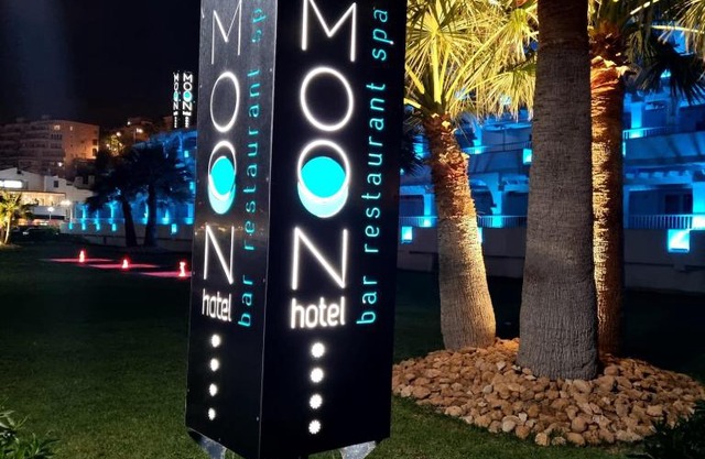 Moon Hotel & SPA.