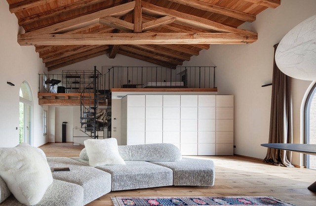 Moon suite
