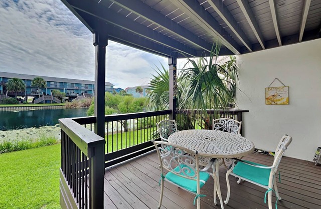 Moonlight Beach Villa | Easy Access to the Beach!