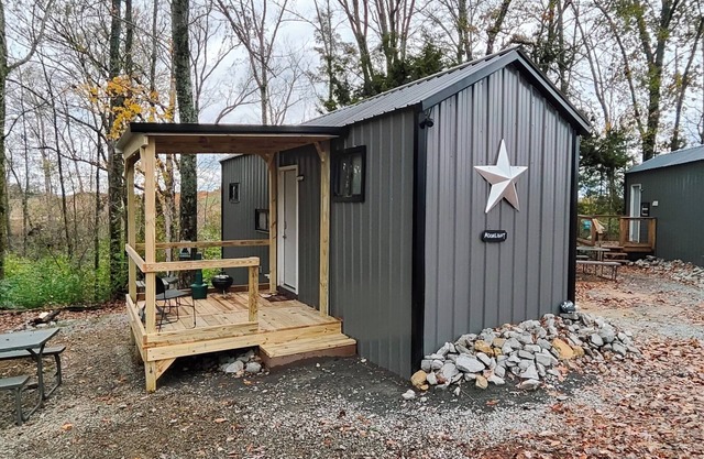 Moonlight (Tiny home - Camper conversion)