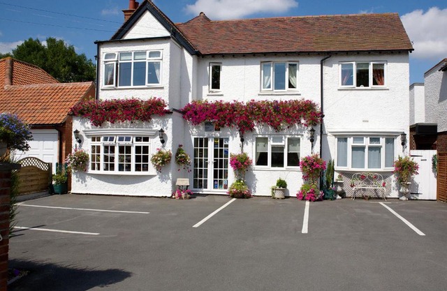 Moonraker House