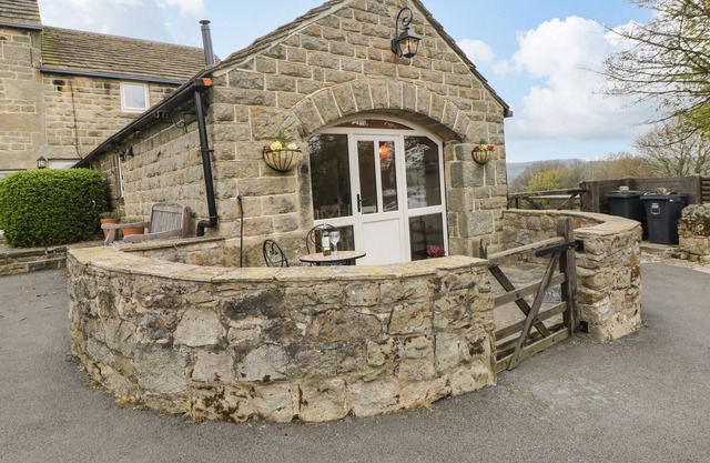 Moor House Farm Cottage, STOCKSBRIDGE