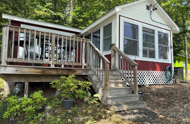 Moose Pond, Danemark ME, Lakefront Cottage W / Dock, pour 5 personnes