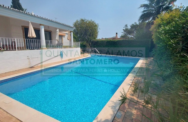 Campainhas- Maison Villa dans la zone Guia