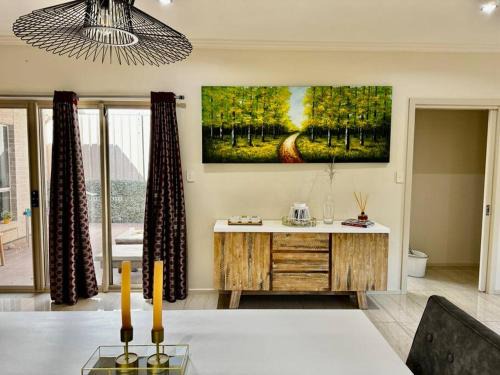 Morden Elegant 4 Bedroom House