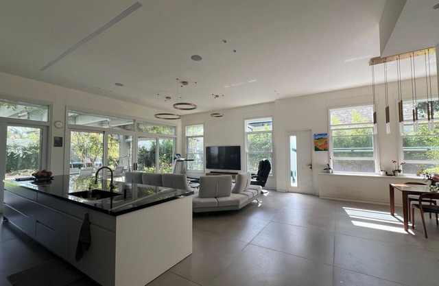 Morden Villa located in the North of Tel Aviv