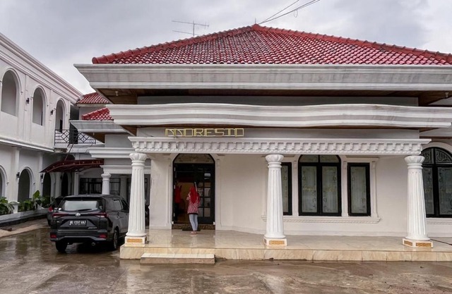 Moresto Hotel Mitra RedDoorz