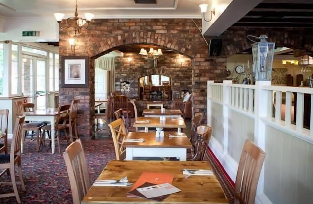 Moreton Park Lodge