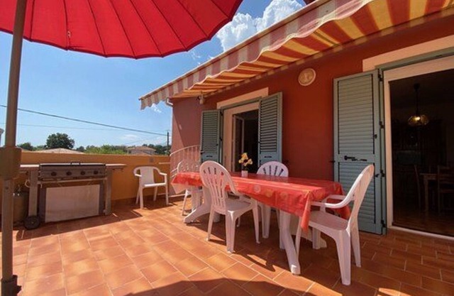 MORIANI PLAGE: T4, 6 couchages, clim, parking, plage à proximité