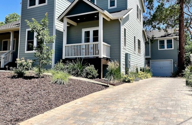 Mormon Both Homes · Old Folsom: Two New Homes One Property