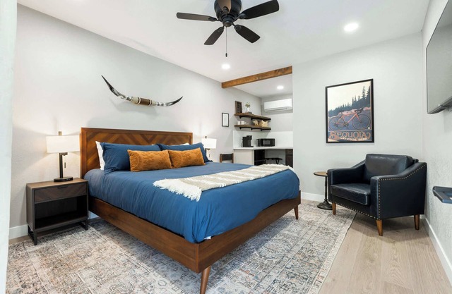 The Moro | Sequoia Motel RM3