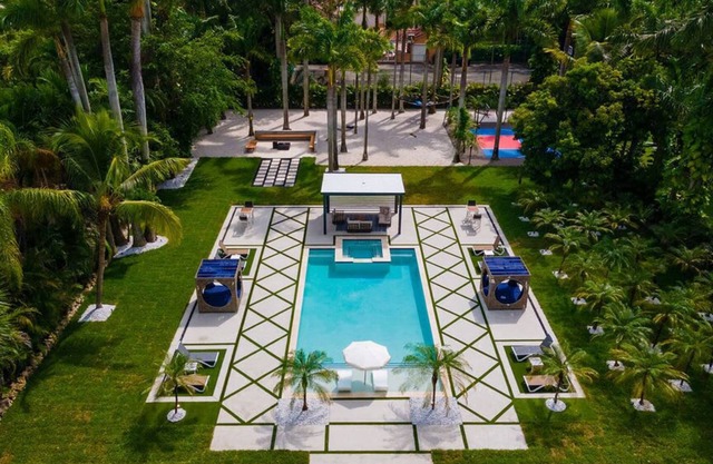 Moroccan Villa w/BKB CT, XL Sand Hammock, Cabana