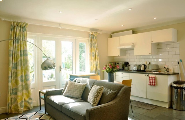 Coach House - Une Chambre Maison, Couchages 4